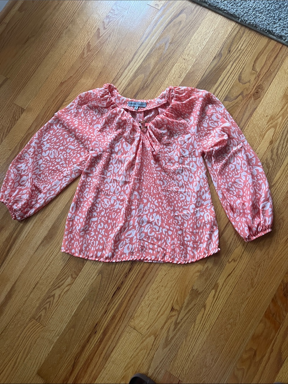 Absolutely Famous Coral Pink Printed Peasant Top